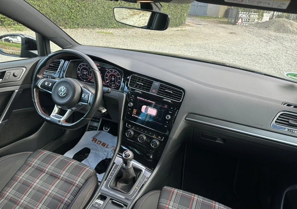 Volkswagen Golf cena 88800 przebieg: 92000, rok produkcji 2019 z Sobótka małe 562